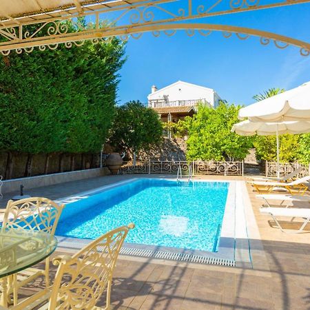 Villa Golden Tiara Agioi Deka  Extérieur photo