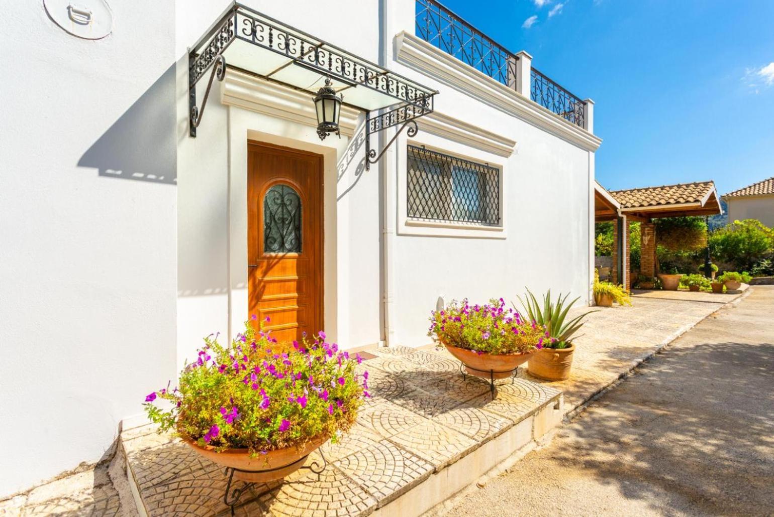 Villa Golden Tiara Agioi Deka  Extérieur photo